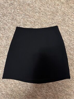 Wilfred from Aritzia Classic Black Women's Mini Skirt